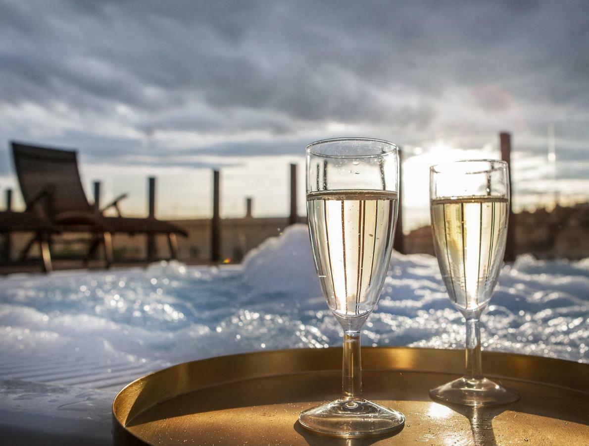 The Loft Hotel Adults Only كراكوفيا المظهر الخارجي الصورة